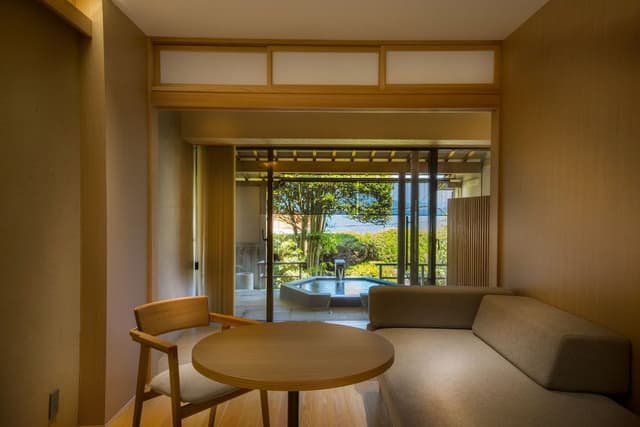 Luxury Room, Non Smoking, Bathtub (42㎡)