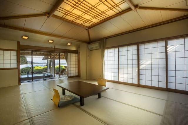 Traditional Room, Non Smoking, Bathtub (42㎡)
