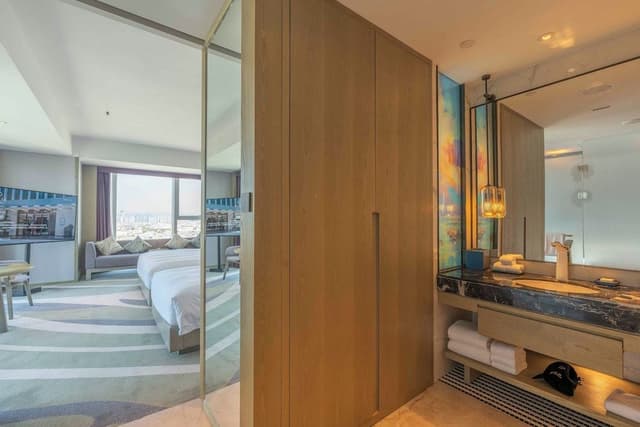 Family Room, City View