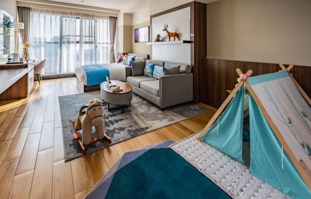 Family Room, Multiple Beds, Accessible, City View