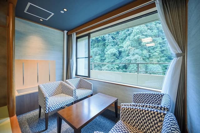 Suite Japanese style Buffet Style Breakfast & Dinner