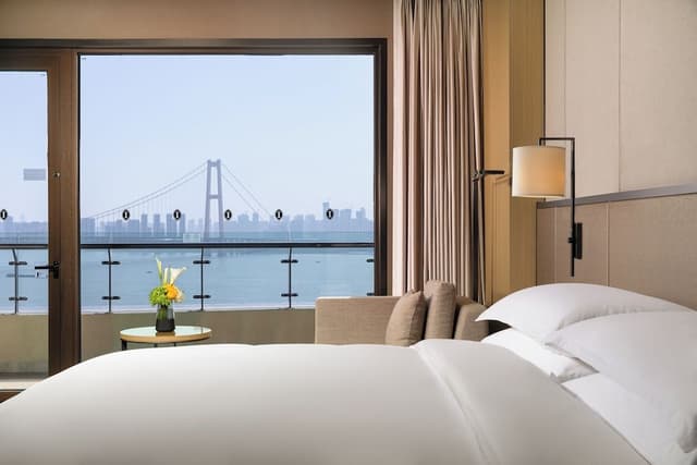 Classic Room, Club Lounge Access, River View (Club Lounge Access)