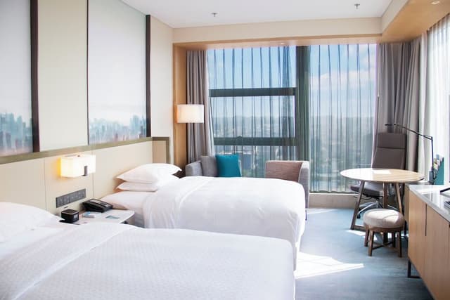 Deluxe Room, 2 Double Beds, City View