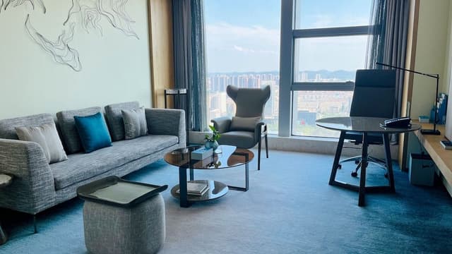 Premier Suite, 1 Bedroom, Lake View