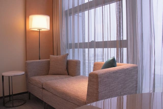 Deluxe Room, 1 King Bed, Lake View
