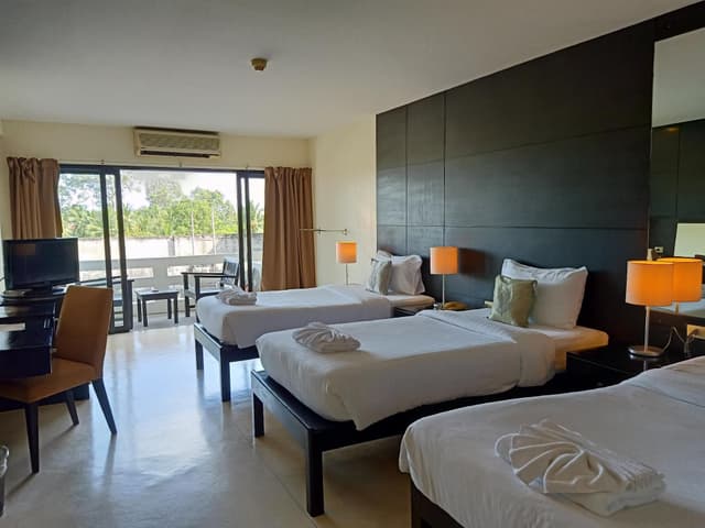 Deluxe Triple Room