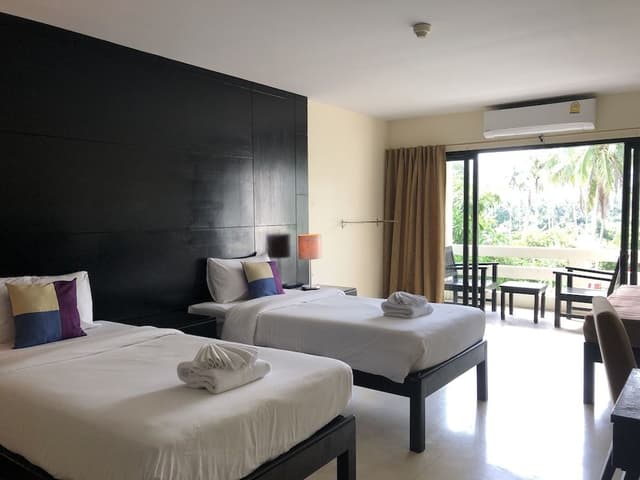Deluxe Double or Twin Room, Balcony