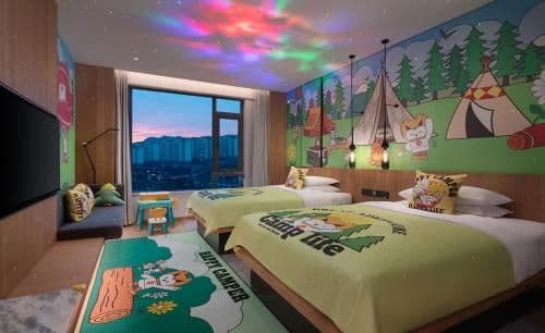 Family Room, Guest room, 2 Twin, Atrium view, Away from elevator