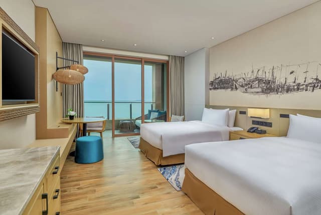 DELUXE SEA VIEW TWIN ROOM