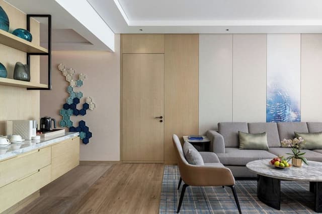 Suite, 1 Bedroom, City View