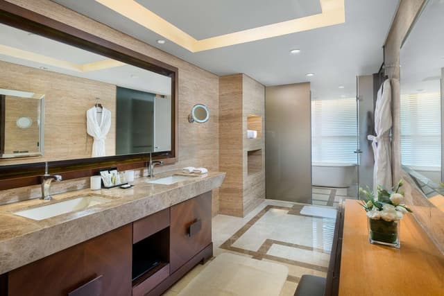 EXECUTIVE LIFESTYLE SUITE