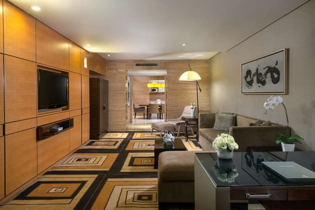 KING PREMIER SUITE