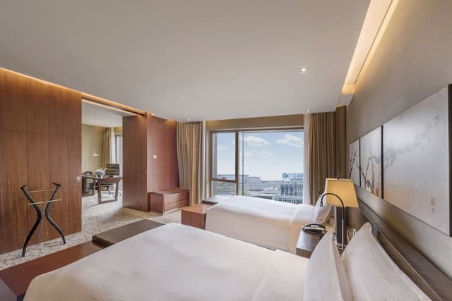 Club Suite, 2 Twin Beds (Regent Club)