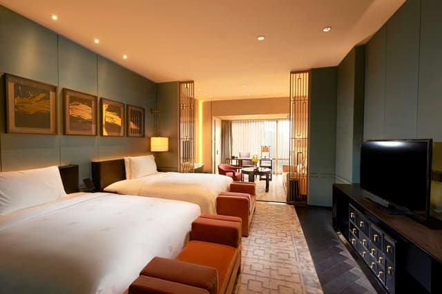 DOUBLE QUEEN PREMIER ROOM