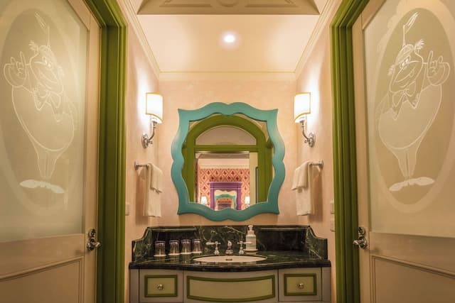 [2-5 Nights] Character Disney's Alice in Wonderland Room (3rd-8th Floors/Non Smoking)