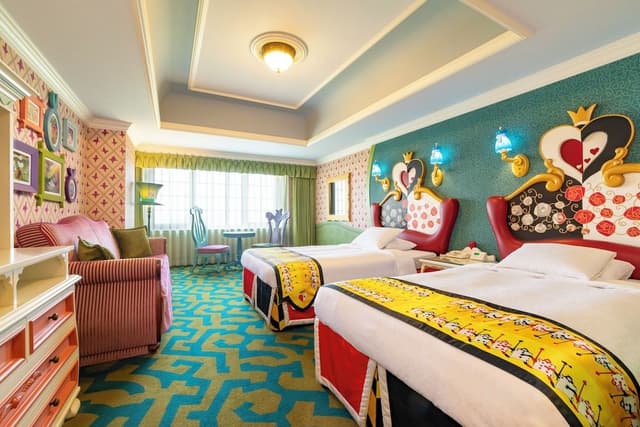 [2-5 Nights] Character Disney's Alice in Wonderland Room (3rd-8th Floors/Non Smoking)