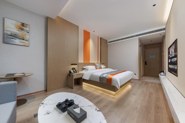 Deluxe Premier King Room