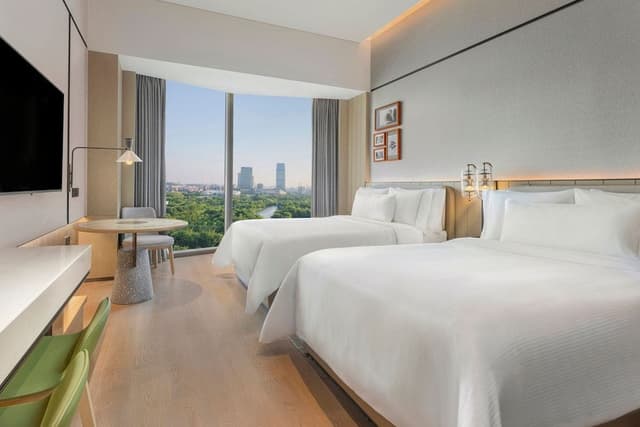 Room, 2 Double Beds, Park View