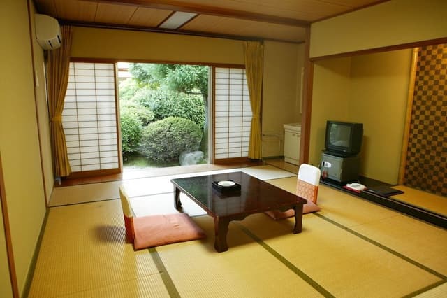 Japanese Style Room with Private Bathroom, Main Wing, Smoking (Run of House)