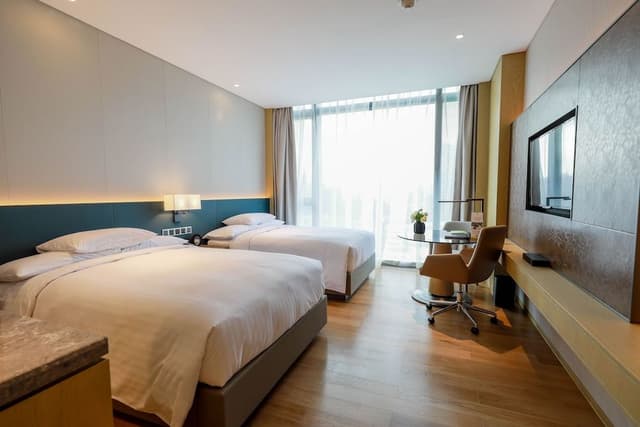 Room, 2 Double Beds, City View (Executive)