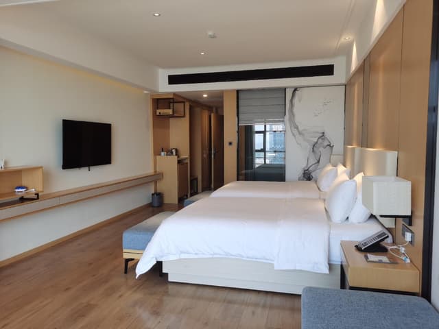 2 Bed Twin Superior Room