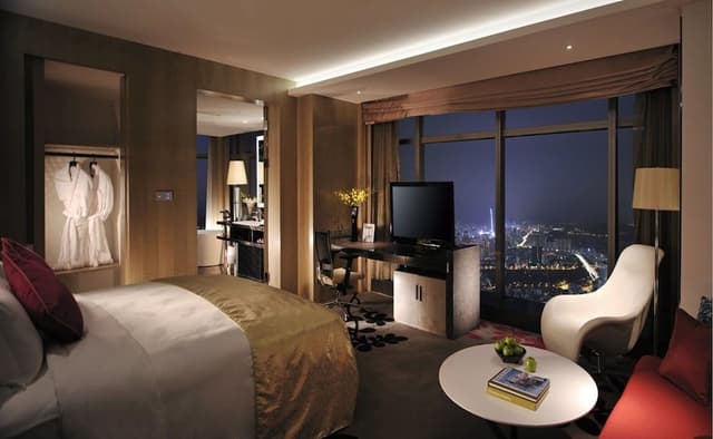Suite (Marvelous)