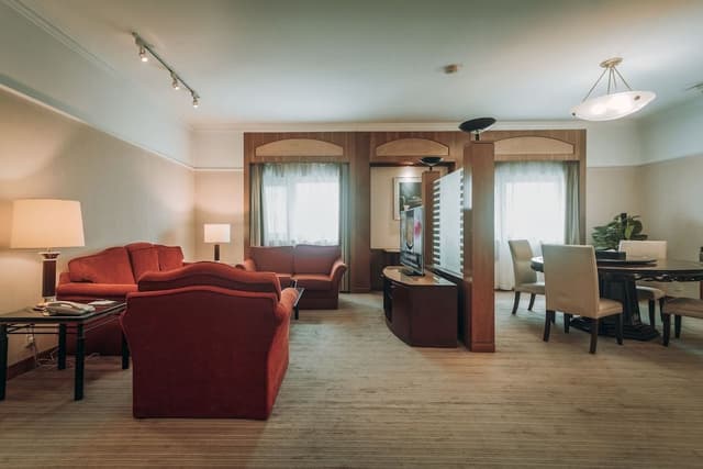 Suite, 2 Bedrooms, Kitchen (Dining)