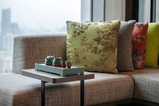 1 King Bed with City View