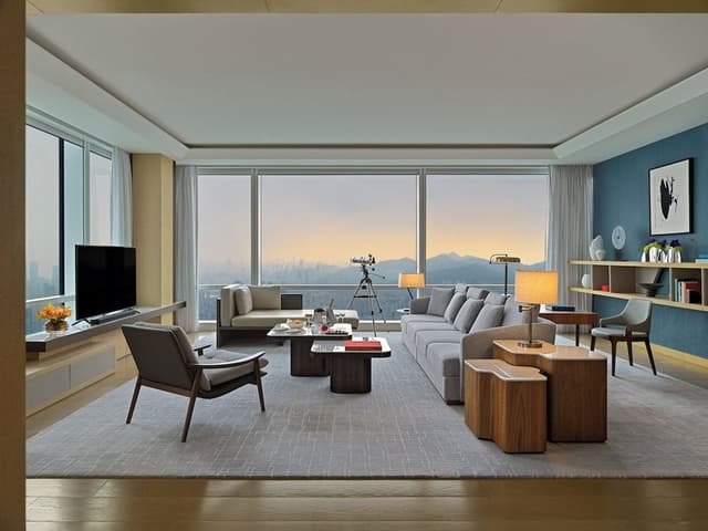 Mandarin Suite