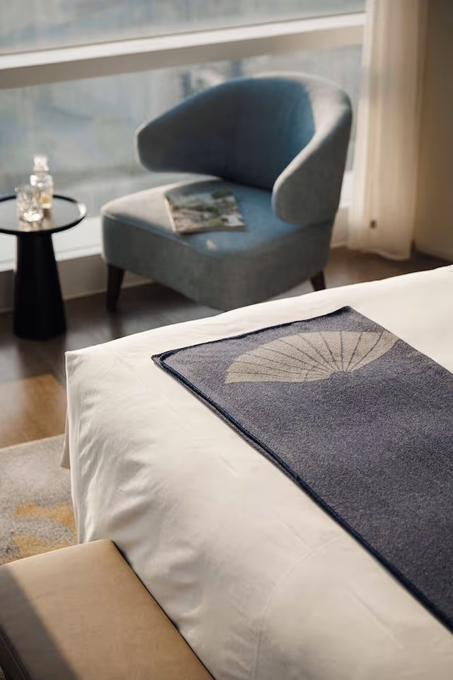 Deluxe View Suite