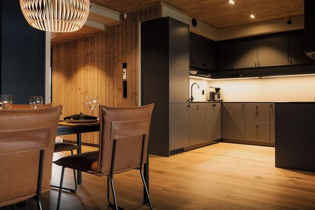 Apartment, 4 bedrooms, indoor parking, balcony -2nd,3rd 4th bedroom has either bunkbed or double bed
