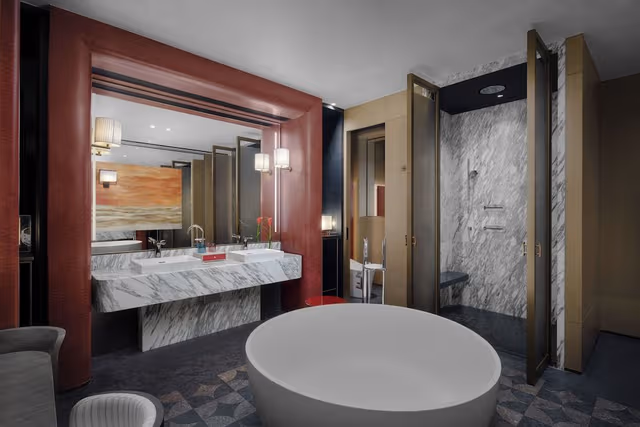 Suite, 1 King Bed