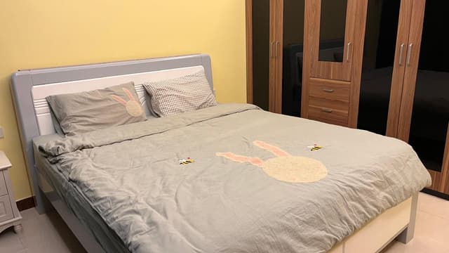 Studio 1 Queen Bed Non-Smoking