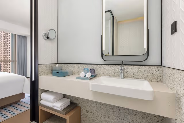 Suite, 1 King Bed