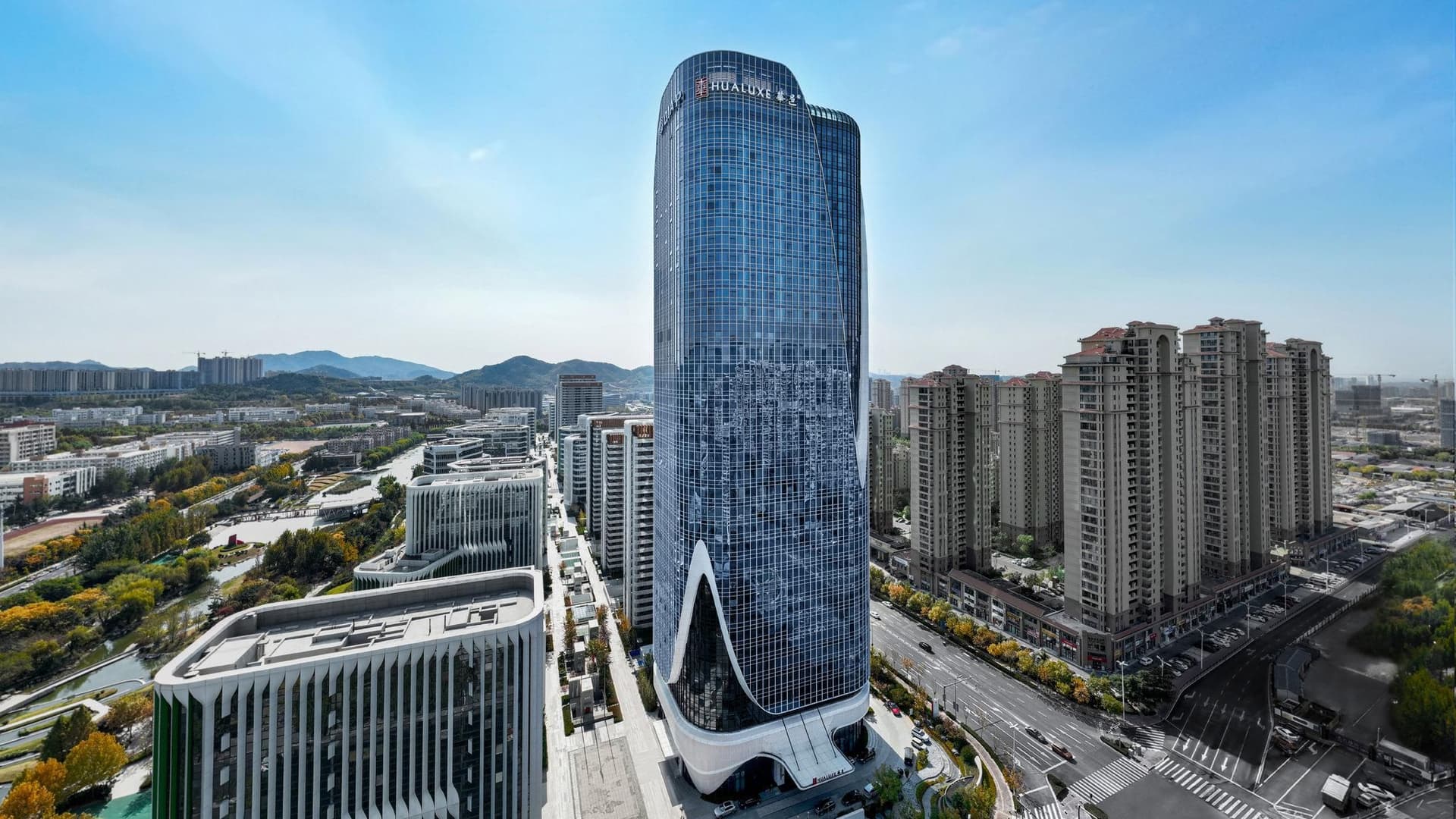 Hualuxe Qingdao Licang