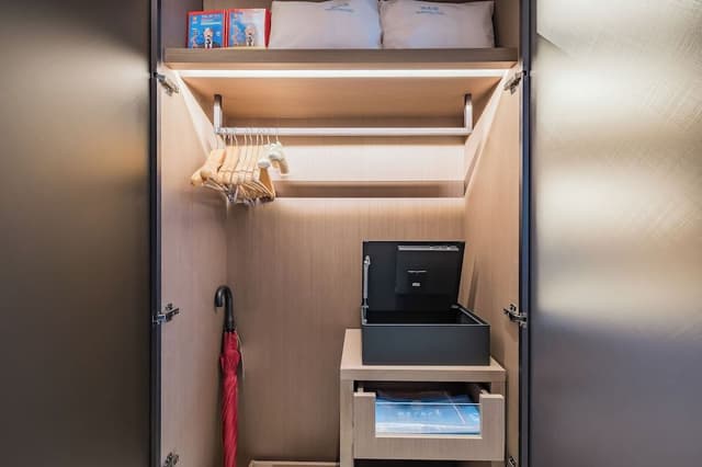 Business Twin Room