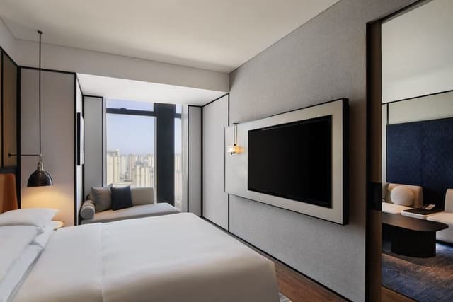 Deluxe Suite, 1 Bedroom, Executive Level