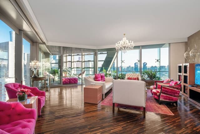 Deluxe Suite with Terrace