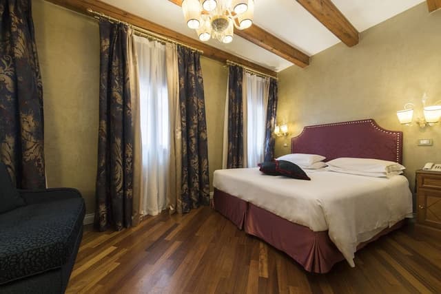 Superior Double Room (with extra bed)