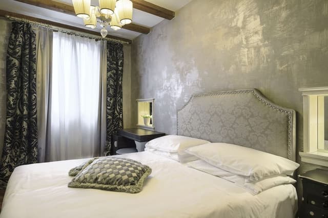 Classic Double or Twin Room