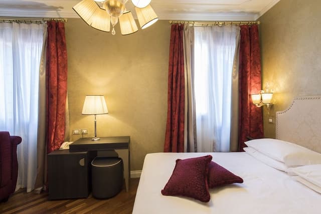 Superior Double Room (with extra bed)