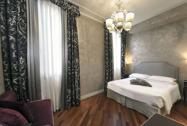 Superior Double Room (with extra bed)