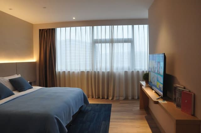 Superior Business King Room