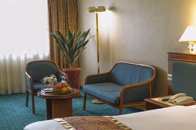 Deluxe King Room