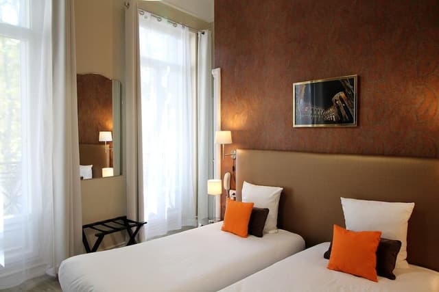 Standard Twin Room