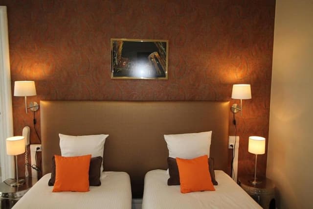 Standard Twin Room