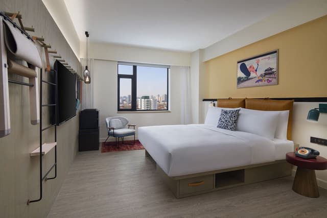 Room, 1 King Bed