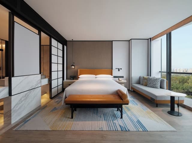 Premier Room, 1 King Bed