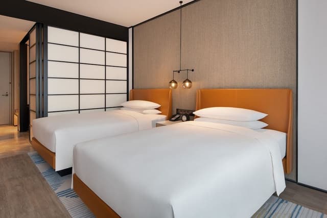 Club Room, 2 Twin Beds