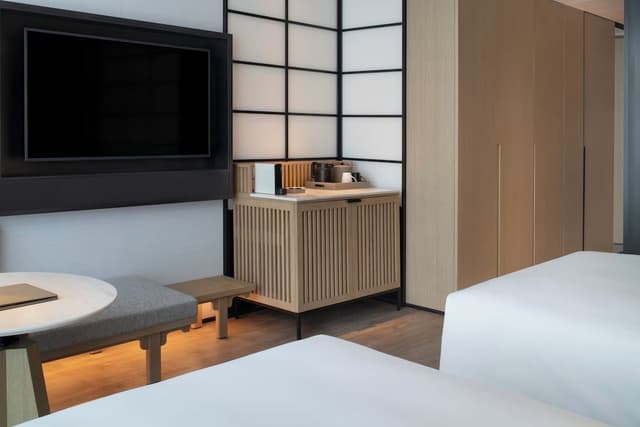 Club Room, 2 Twin Beds